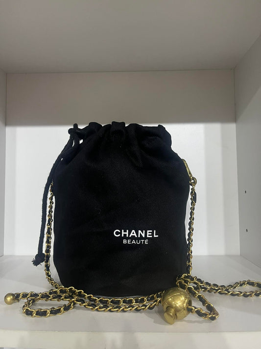 กระเป๋า CHANEL BEAUTE